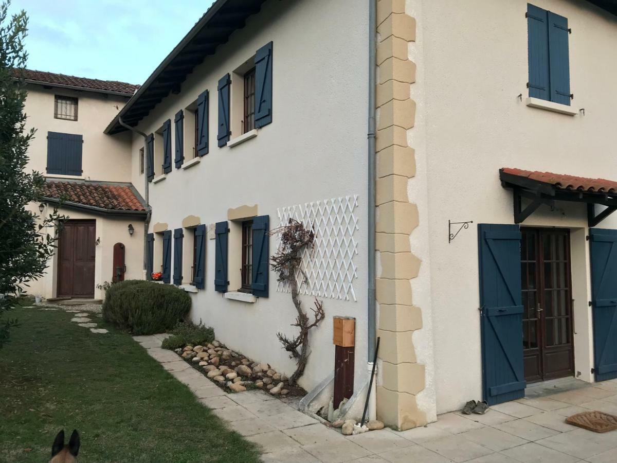 Le Regrimet Avec Parking Gratuit Et Prive Bed & Breakfast Lens-Lestang Exterior photo